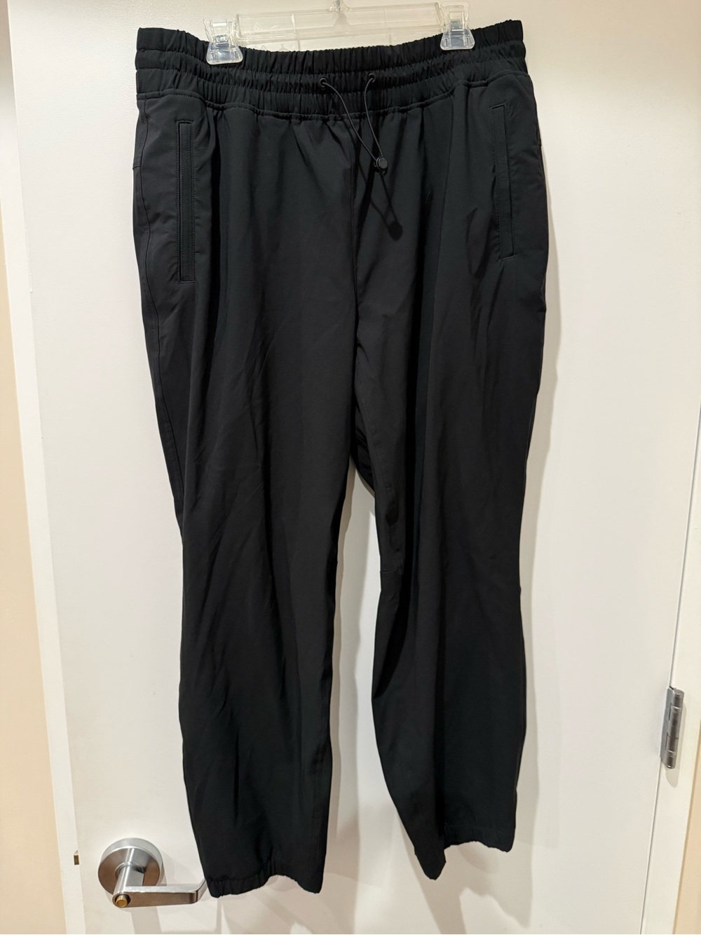 NWT Eddie Bauer Women's ClimaTrail Joggers (Style 5213) in black SZ 18W